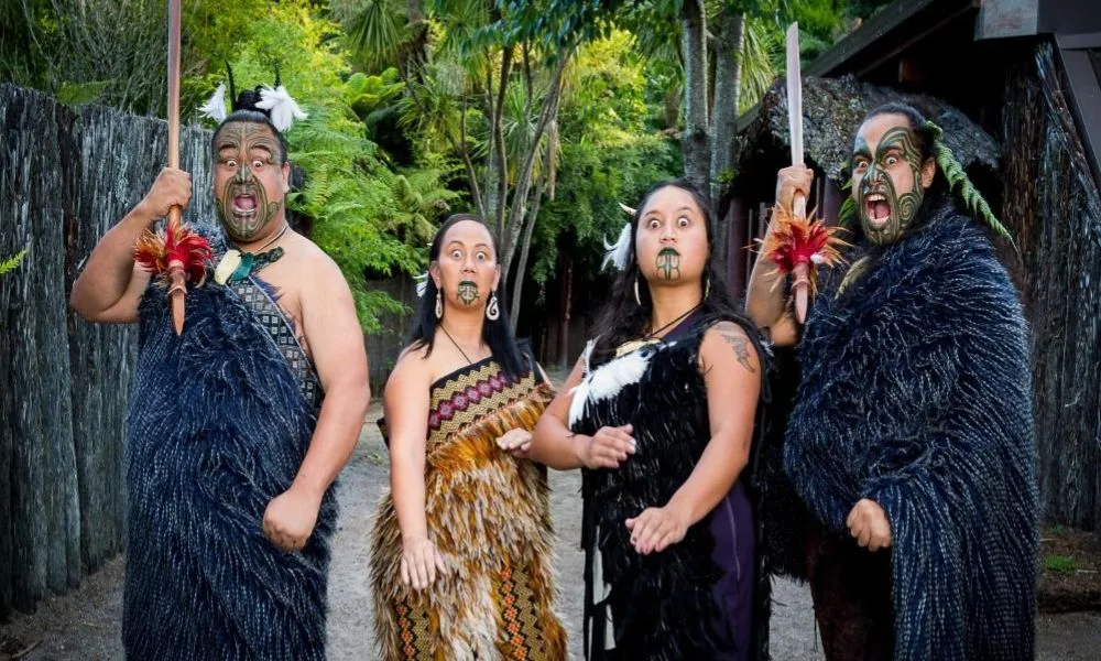 Cultural & Geothermal Experience | Experience Oz + NZ-3