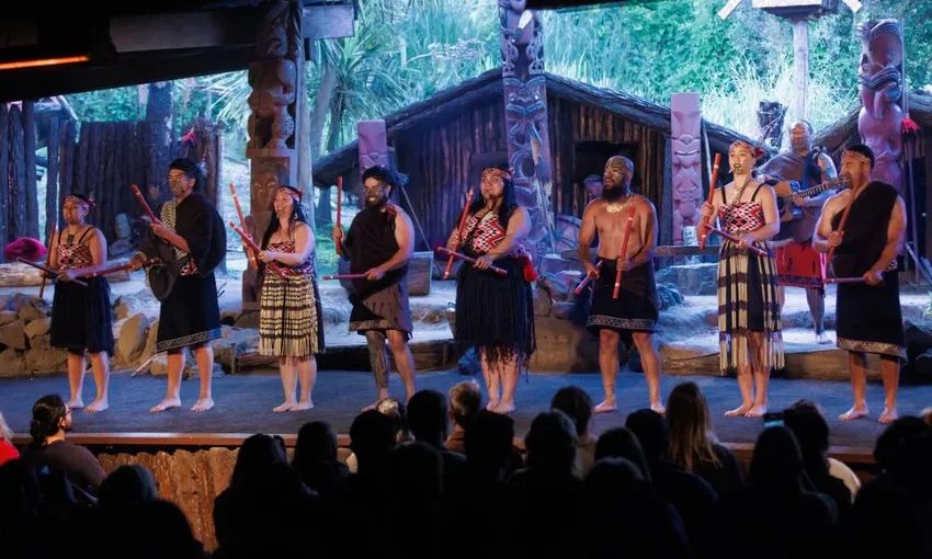 Cultural & Geothermal Experience | Experience Oz + NZ