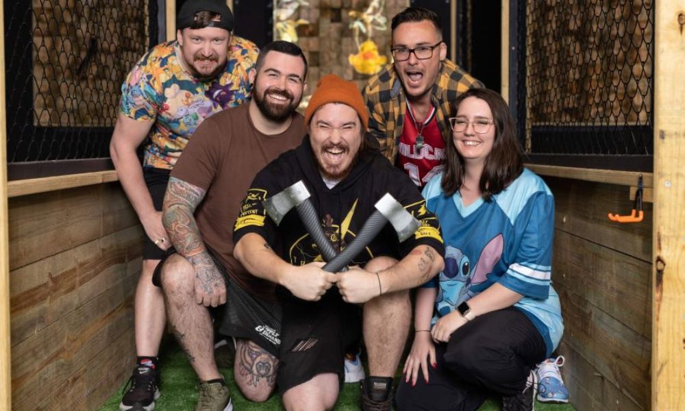 Gold Coast Digital Axe Throwing Session – 90 Minutes