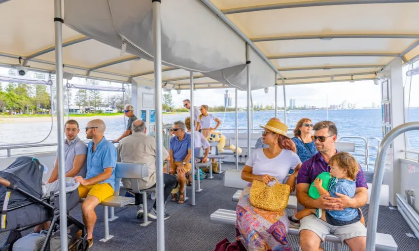 Home of the Arts Entry, Dining & Ferry Transfer | Experience Oz