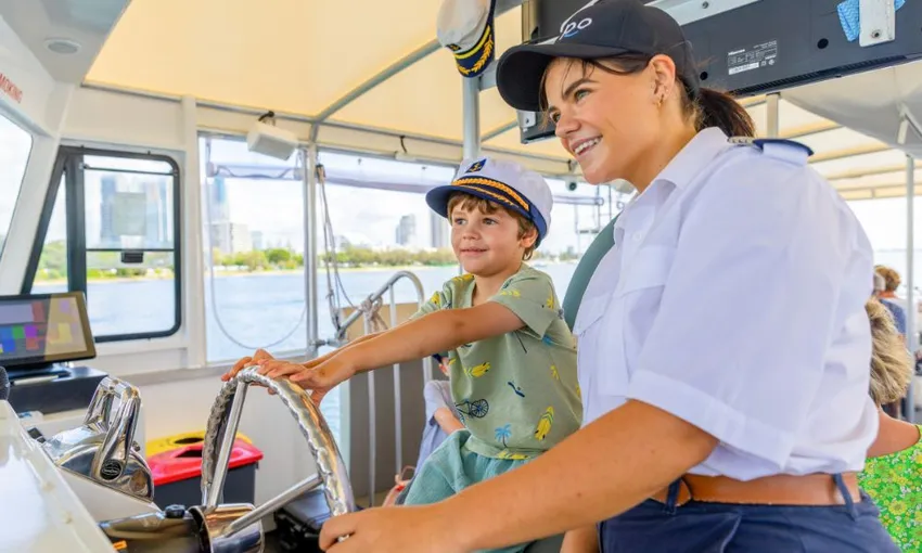 Home of the Arts Entry, Dining & Ferry Transfer | Experience Oz