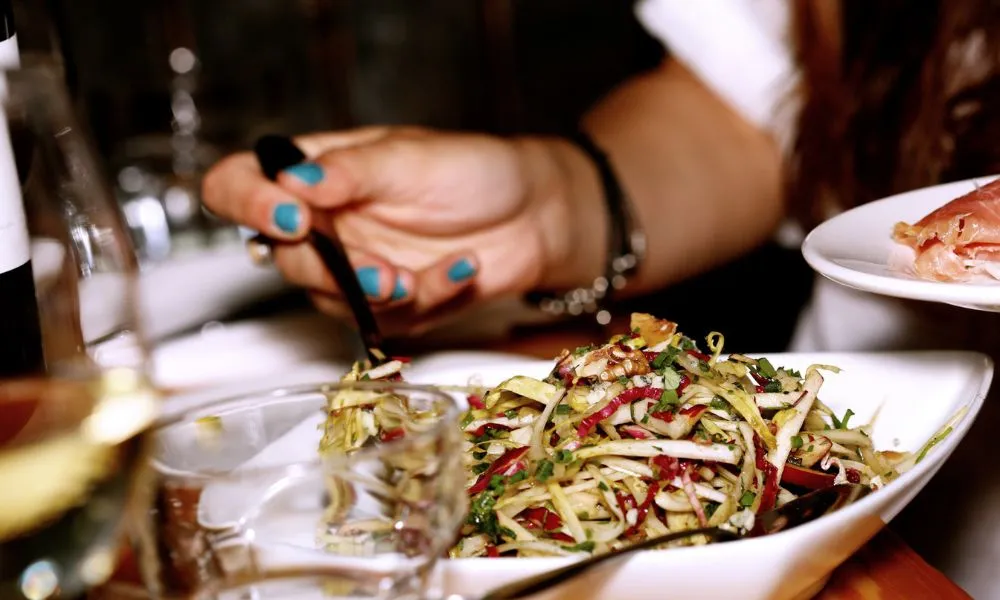 Vivid Sydney Dinner Cruise with Cocktail Style Buffet - 2 Hours | Experience Oz-5