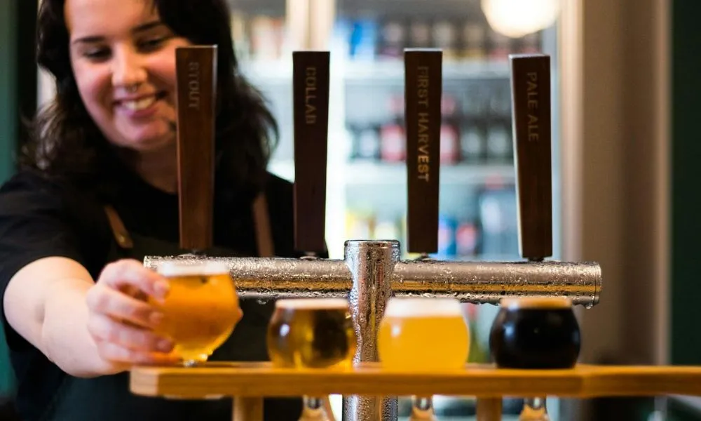 Cascade Estate Guided Historic Tour - 1 Hour | Experience Oz-5