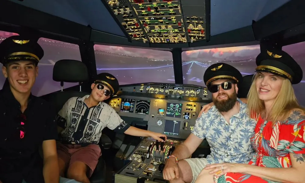 Sydney Family Flight Simulation - 1 Hour - For 5 | Experience Oz-5
