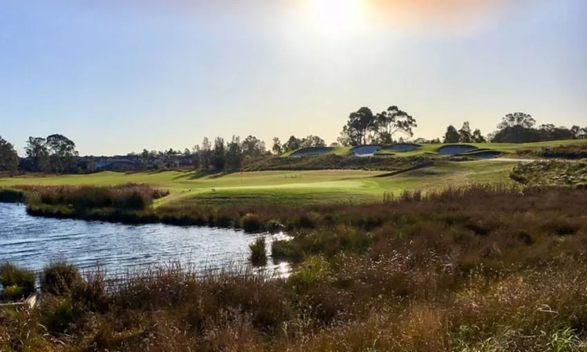 Stonecutters Ridge 18 Hole Golf Experience - For 2
