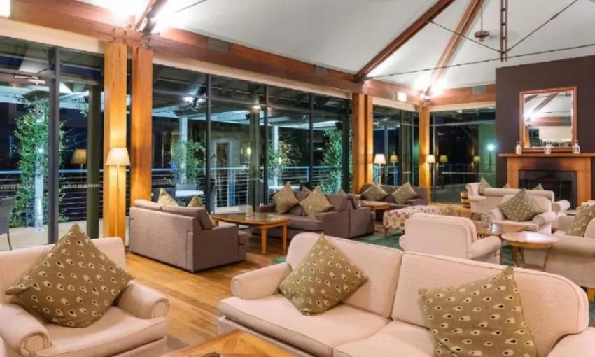 1 Night Cypress Lakes Resort Stay, 18 Holes Golf - For 2