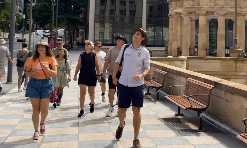 Brisbane City Highlights Walking Tour with Snack | Experience Oz