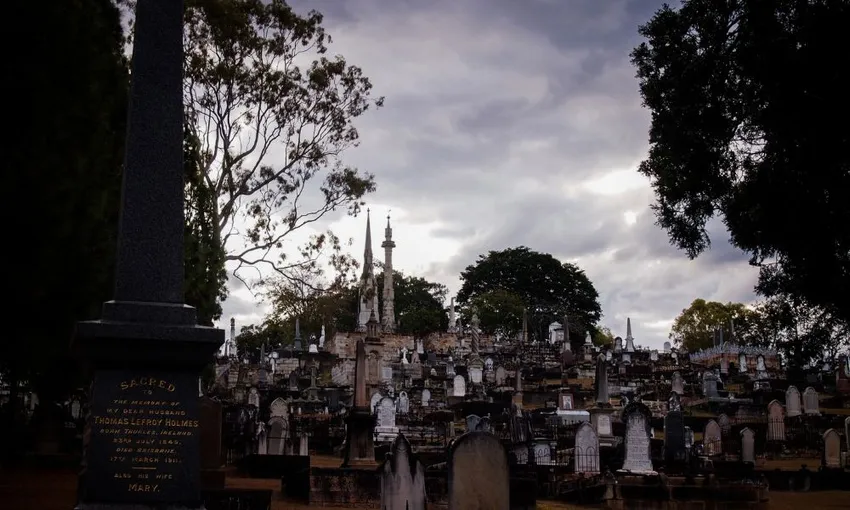 Toowong Cemetery Ghost Tour: The Original, 2 hours