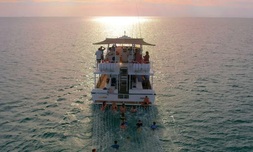 Broome Dolphin & Sunset Cruise - Half Day | Experience Oz