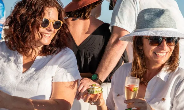 Broome Dolphin & Sunset Cruise - Half Day