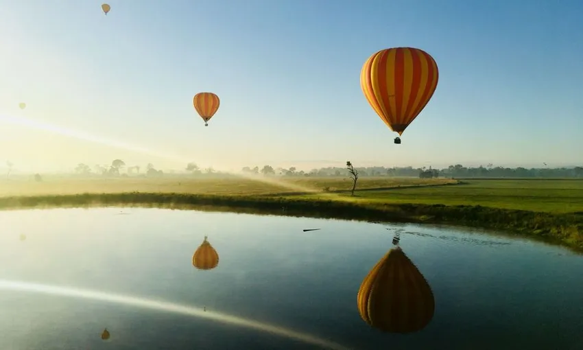 Gold Coast Sunrise Balloon Flight with Transfer | Experience Oz