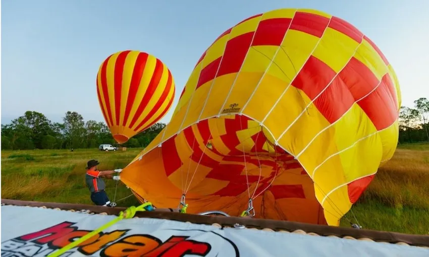 Gold Coast Sunrise Balloon Flight with Transfer | Experience Oz