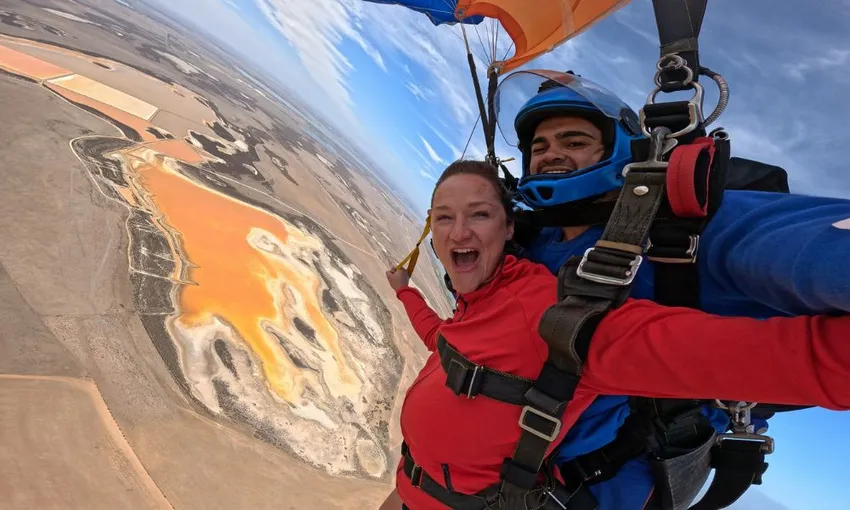 Lake Alexandrina Skydive, from 7500ft - Adelaide