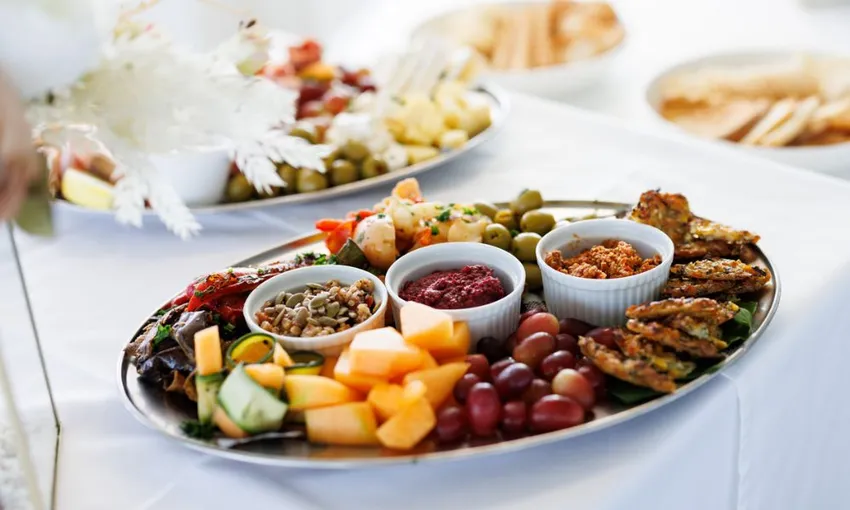 Darwin Harbour Cruise with Lunch - 90 Minutes | Experience Oz