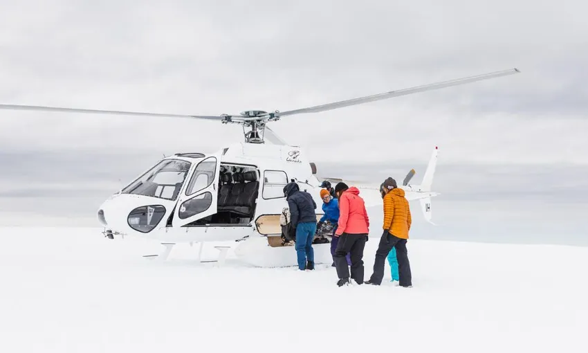 Pisa Range Snowshoe Trek & Helicopter Flight | Experience Oz + NZ