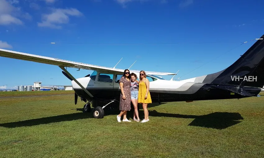 Scenic Flight Over Heart Reef, 1 Hour - Airlie Beach