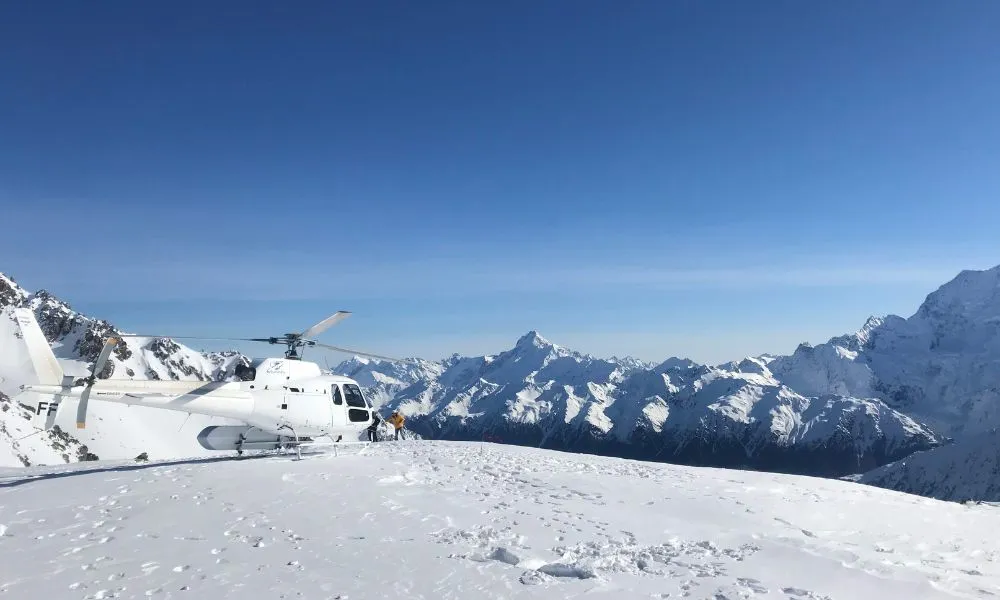 Mt Aspiring Helicopter Flight - 75 Minutes | Experience Oz + NZ-4