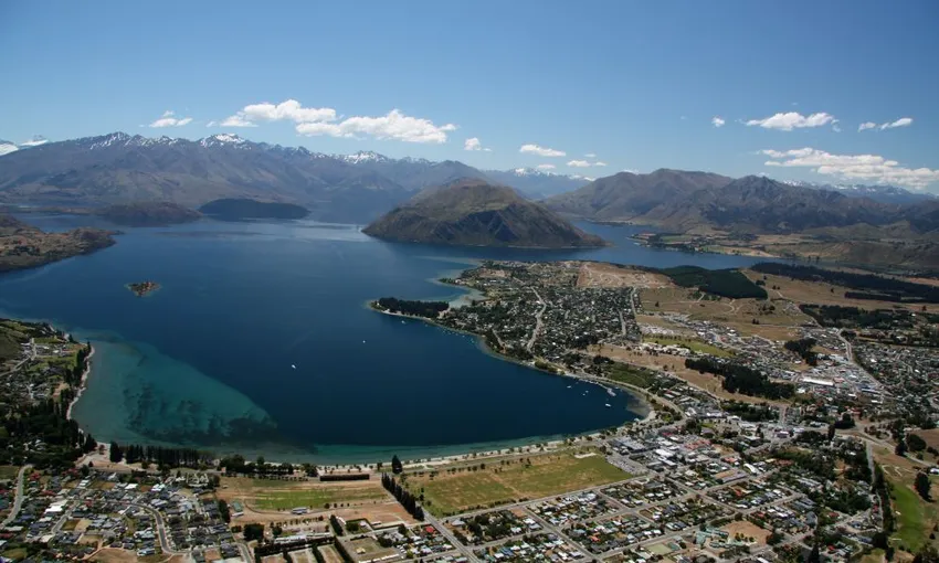 Wanaka Helicopter Flight, 2 Landings | Experience OZ + NZ