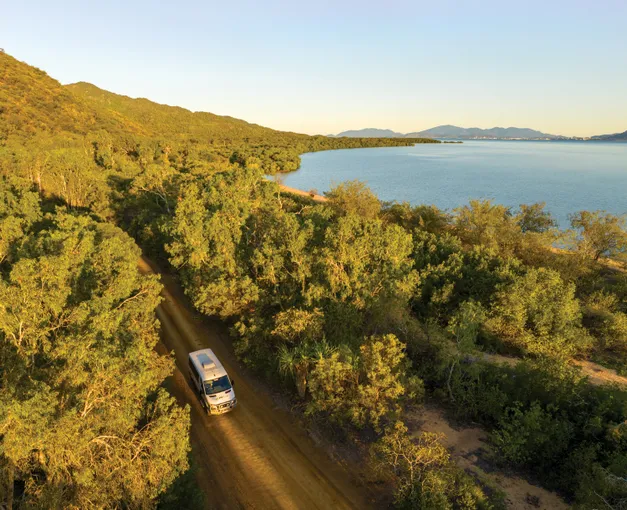 Magnetic Island West Point Sunset Safari Bus Tour | Experience Oz