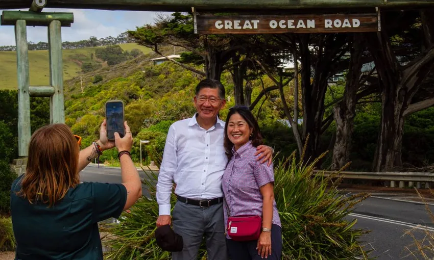 Great Ocean Road, Penguin Parade & City Tour | Experience Oz