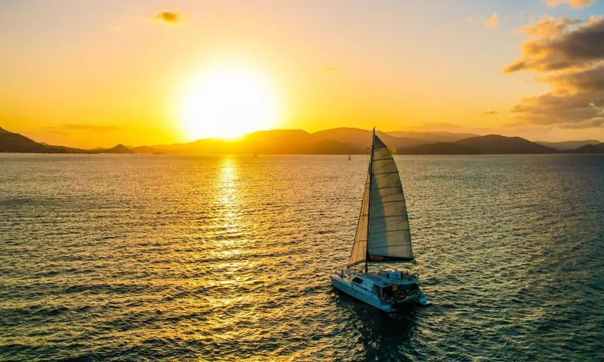 Sunset Sail Cruise, 2 Hours - Airlie Beach