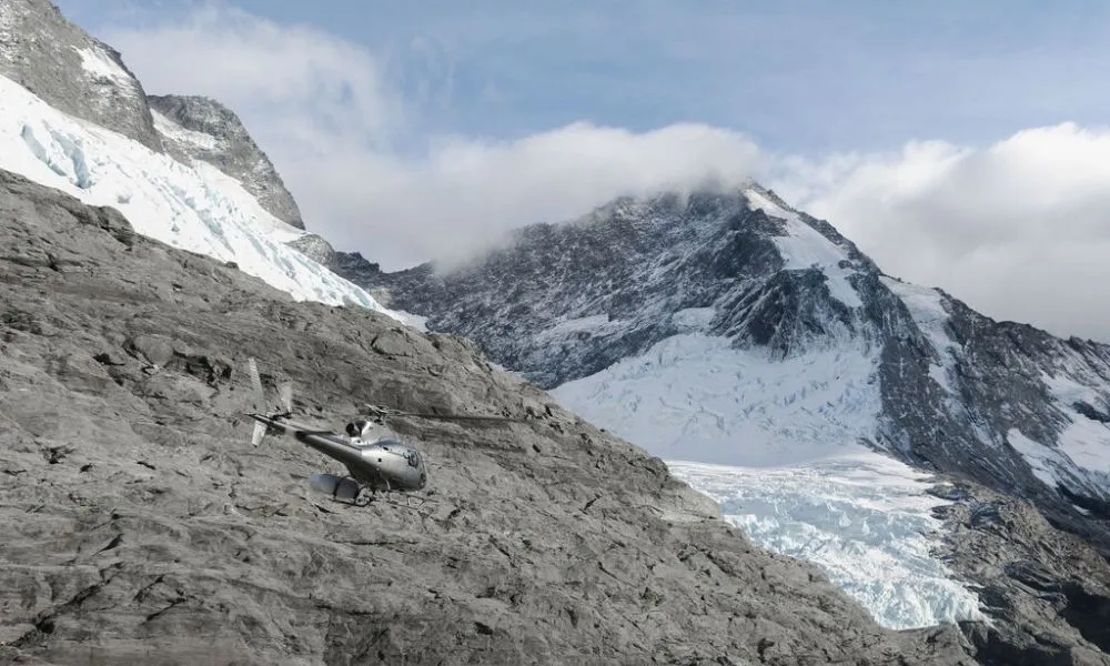 Mount Aspiring Helicopter and Jet Boat Combo | Experience Oz + NZ-3