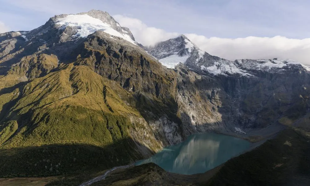 Mount Aspiring Helicopter and Jet Boat Combo | Experience Oz + NZ-4