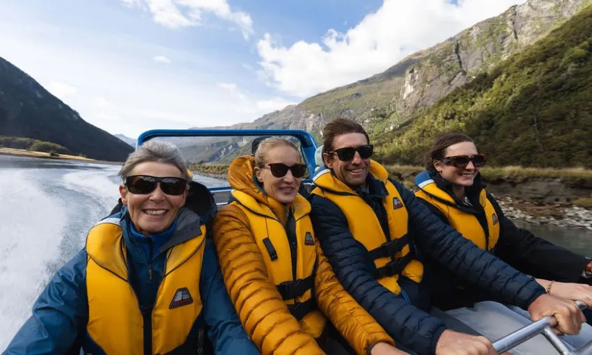 Mount Aspiring Helicopter and Jet Boat Combo | Experience Oz + NZ