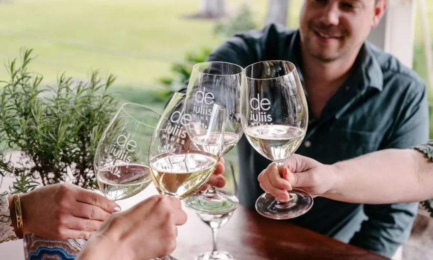 Hunter Valley Tasting & Wildlife Day - For 4 | Experience Oz