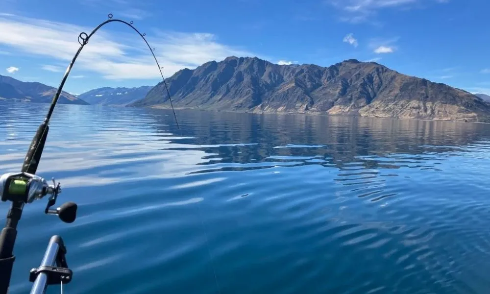 Guided Fishing Tour in Lake Hawea - 6 Hours | Experience Oz + NZ-4
