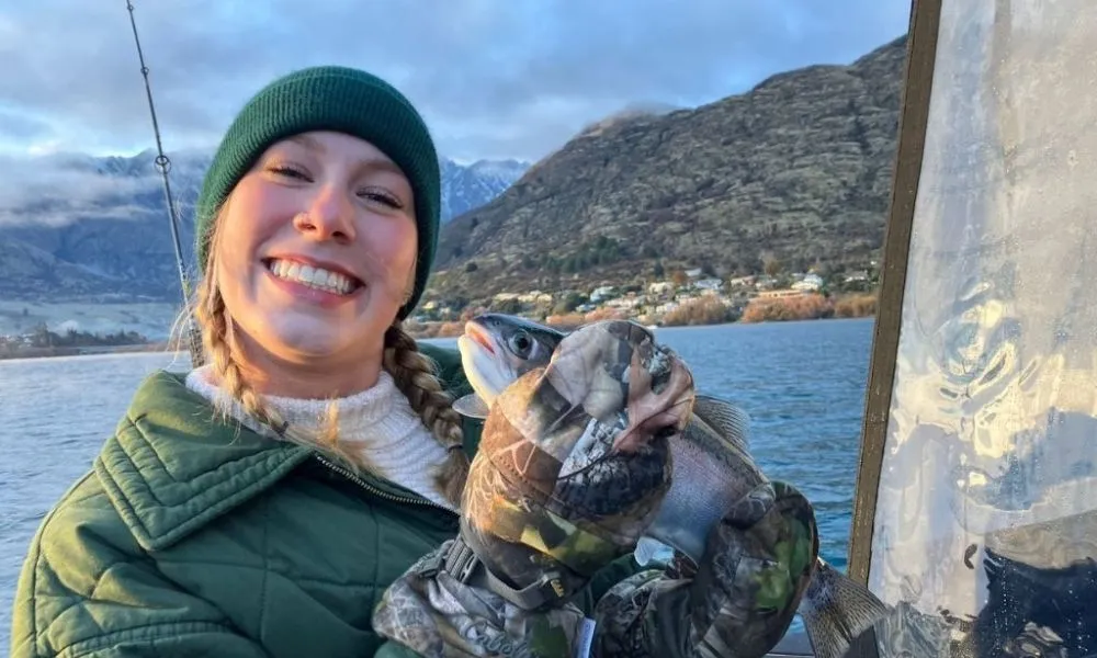 Queenstown’s Lake Wakatipu Fishing – 3 Hours | Experience Oz + NZ-7