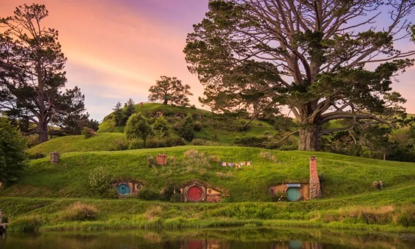 Hobbiton & Waitomo Caves Tour from Auckland | Experience Oz + NZ