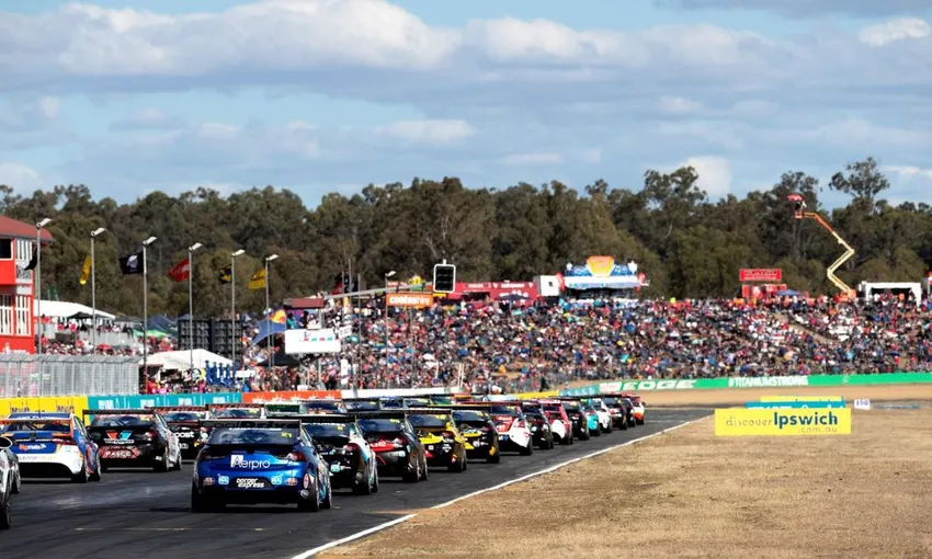 Ipswich Super 440 Sports Lounge Pass and Guided Track Tour, 3 Days