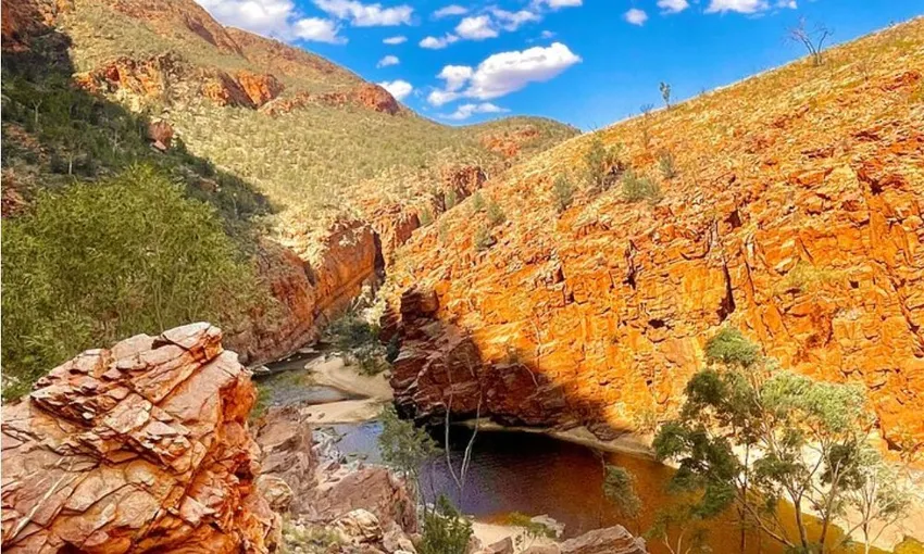 West MacDonnell Ranges Tour from Alice Springs | Experience Oz