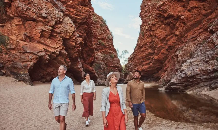 West MacDonnell Ranges Tour from Alice Springs | Experience Oz