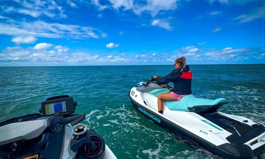 Cairns Reef and Island Jet Ski Tour - 90 Minutes | Experience Oz