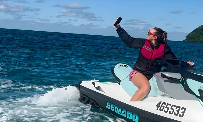 Cairns Reef and Island Jet Ski Tour - 90 Minutes | Experience Oz