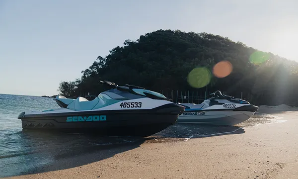 Jetski Cairns 3hr Double Island Adventure Tour
