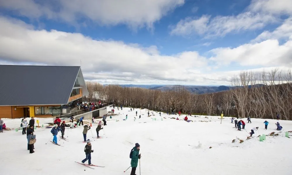 Lake Mountain Snow Tour with Waterfalls & Treats | Experience Oz-8