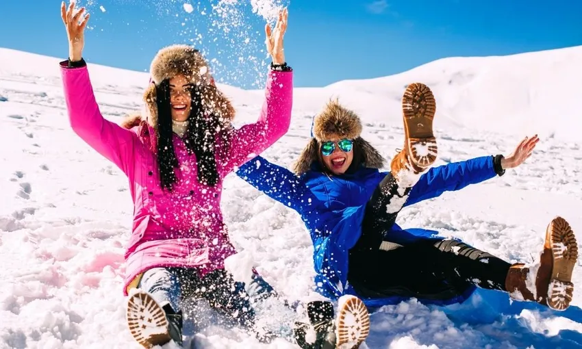 Lake Mountain Snow Tour with Waterfalls & Treats | Experience Oz