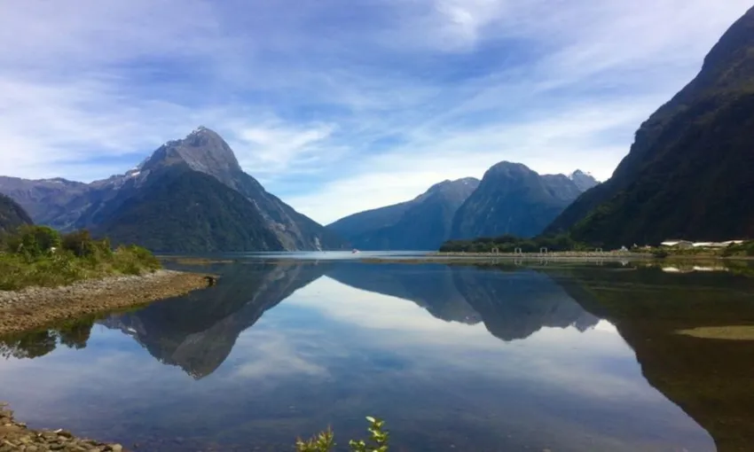 Milford Sound Helicopter Flight with Landings | Experience Oz