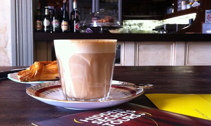 Melbourne Cafe Culture Walk with Lunch - 3 Hours | Experience Oz