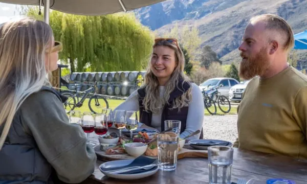 Gibbston's Wine Valley Self-Guided E-Bike Tour - Full Day