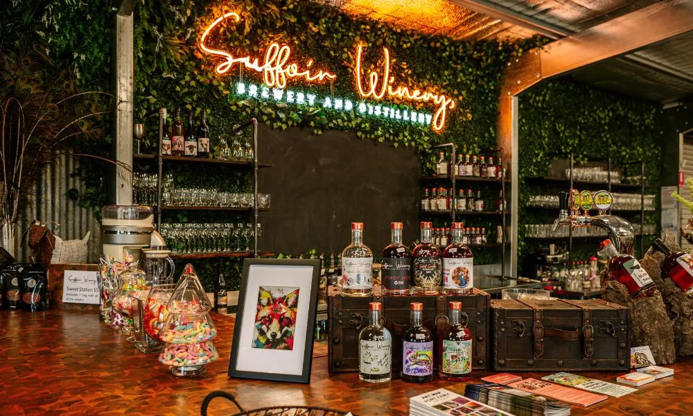 Wine Tasting, Distillery & Grazing Board - For 2 | Experience Oz-6