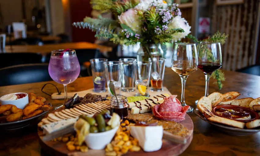 Wine Tasting, Distillery & Grazing Board - For 2 | Experience Oz