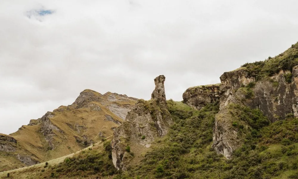 The Goldrush Bus Tour - Skippers Canyon | Experience Oz-8