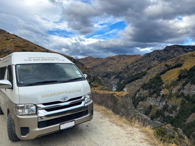 The Goldrush Bus Tour - Skippers Canyon | Experience Oz