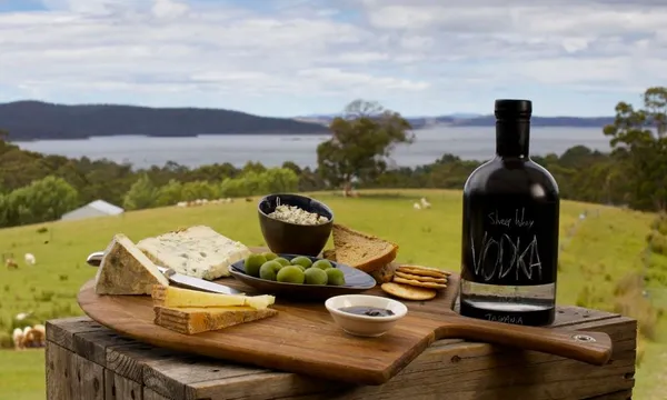 Hartshorn Distillery Spirits & Cheese Tasting Tour