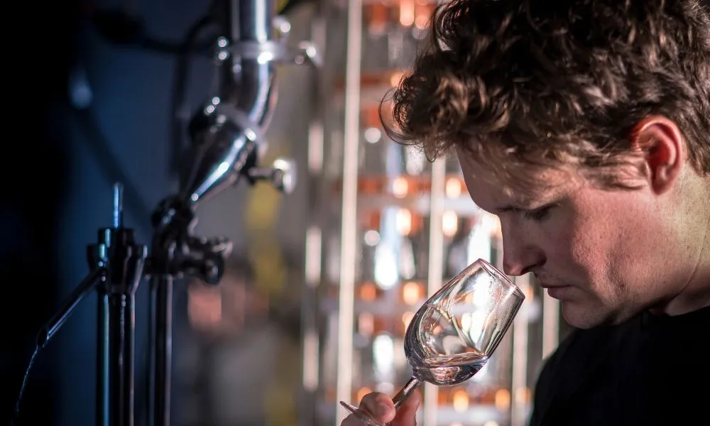 Hartshorn Distillery Spirits & Cheese Tasting | Experience Oz-4