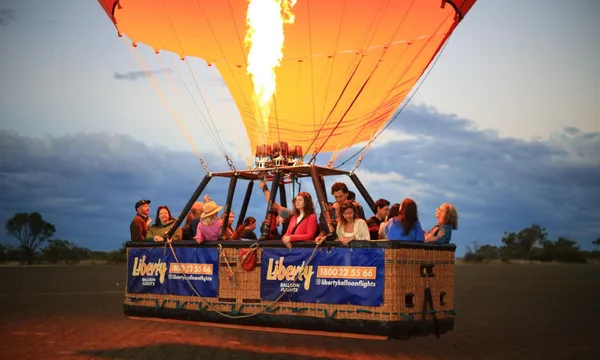 Yarra Valley Sunrise Balloon Flight with Breakfast